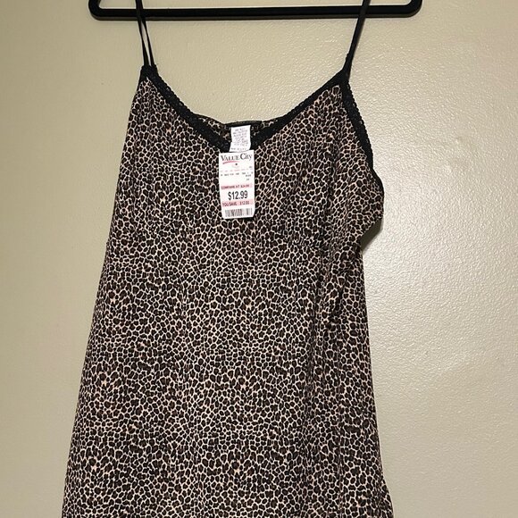 Tops - NWT Vintage Y2K Leopard Tank